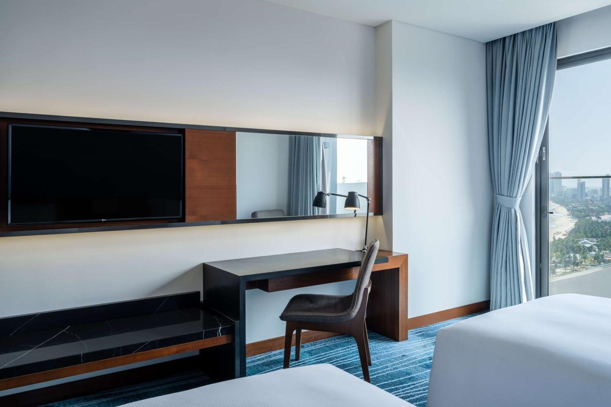 Отель Hilton Garden Дананг